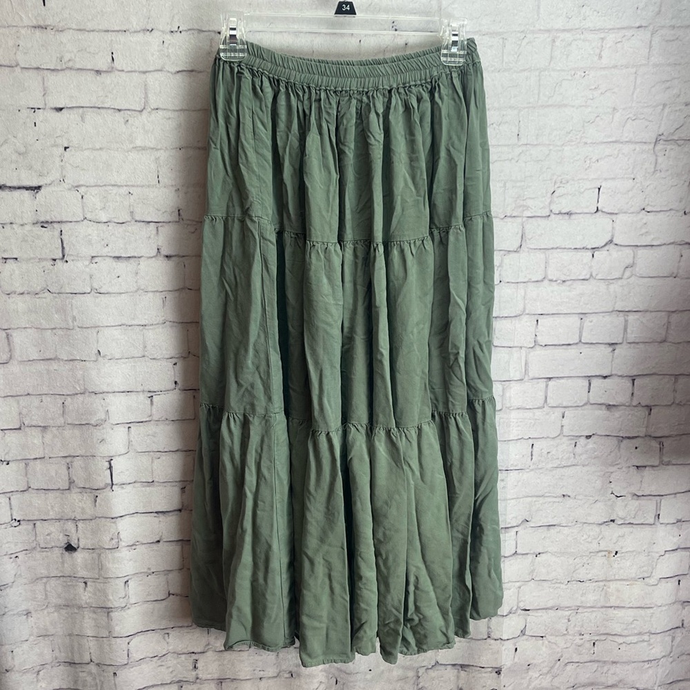 Vintage cactus flower tiered broom stick skirt size petite green